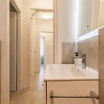 Pomposa 28 - Affitti Brevi Italia מודנה